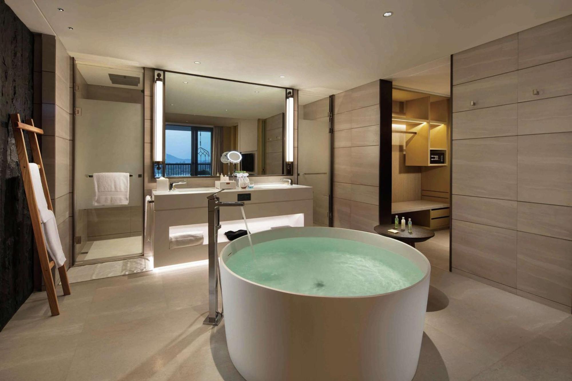 Doubletree Resort By Hilton Hainan - Xinglong Lakeside Wanning Zewnętrze zdjęcie